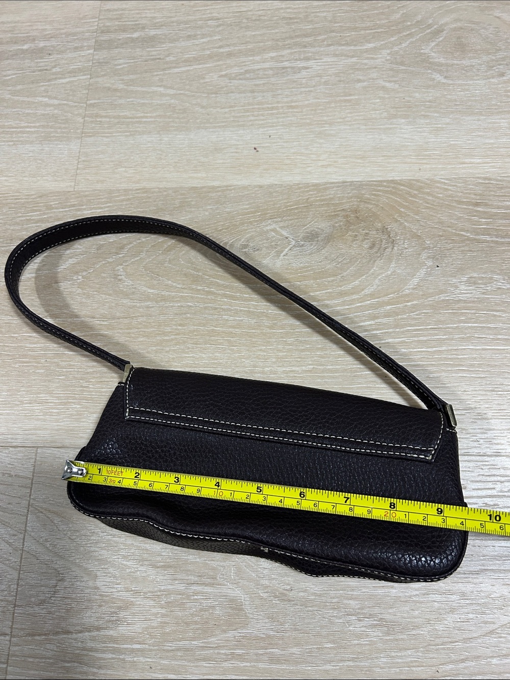 Liz Claiborne Dark Brown Pebbled Shoulder Bag with Contrast Stitching - Picture 2 of 5